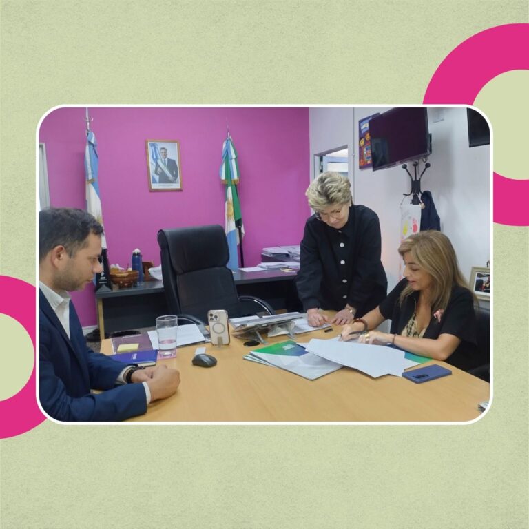 EDUCACIÓN Y LA UNIVERSIDAD DE LA CUENCA DEL PLATA FORTALECEN SU TRABAJO CONJUNTO